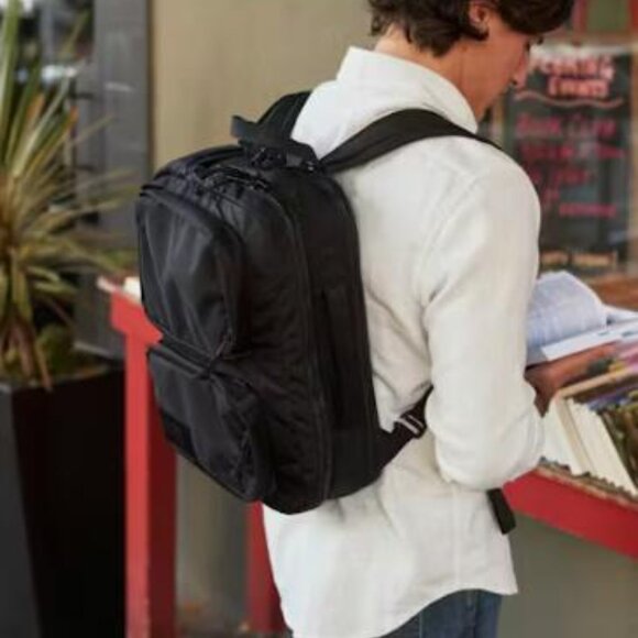NWOT Topo Designs Global Briefcase in Black